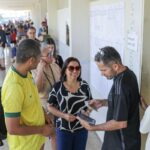 Trabalhador pode sair do serviço para votar sem desconto no salário; veja as regras