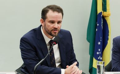 Brasília – DF – 17/06/2026 – O ministro da Fazenda, Dario Durigan, durante audiência pública conjunta promovida pelas comissões de Agricultura, Pecuária, Abastecimento e Desenvolvimento Rural e de Finanças e Tributação da Câmara. Foto Lula Marques/Agência Brasil.