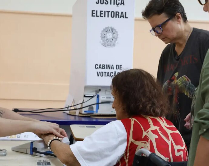 Eleitores com 70 anos ou mais aumentam participação em 43% no primeiro turno de 2026
