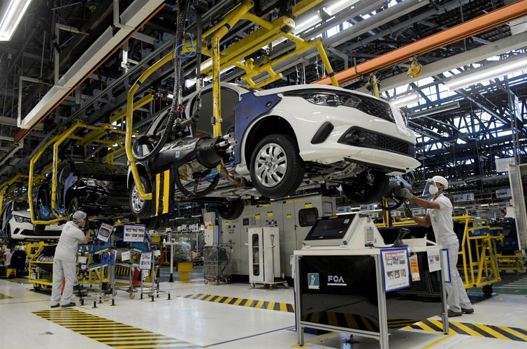 CNI reduz previsão de crescimento do PIB brasileiro para 1,6% em 2026