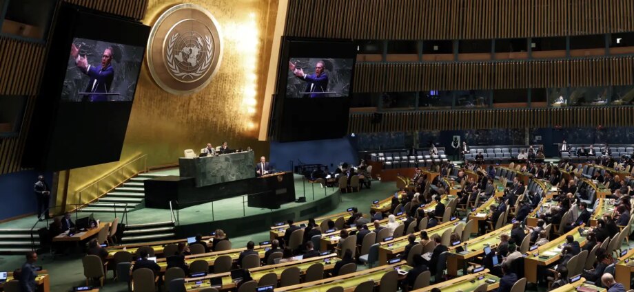 ONU aprova resolução contra embargo dos Estados Unidos a Cuba com menor apoio em 30 anos