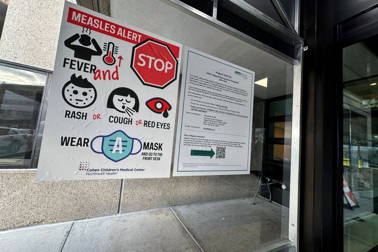 Surto de Sarampo em Nova York: Estado de Emergência Declaração e Implicações