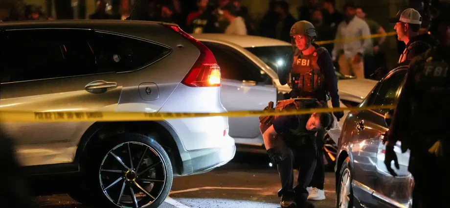 Homem é baleado em Nova York por agentes do ICE na presença de uma criança