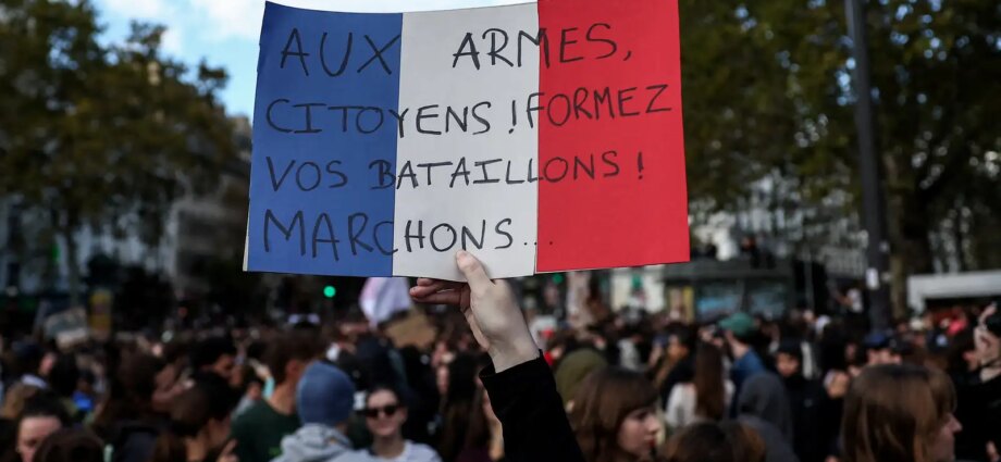 Protestos na França reúnem manifestantes sob forte esquema de segurança
