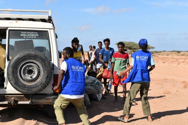 Tragédia no Mar: Naufrágio de Barco com Imigrantes Deixa 139 Mortos na África Oriental