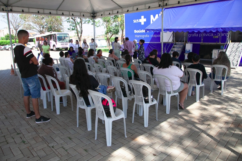 Noticia atendimento-na-carreta-do-ministerio-da-saude-comeca-na-praca-do-stela-maris