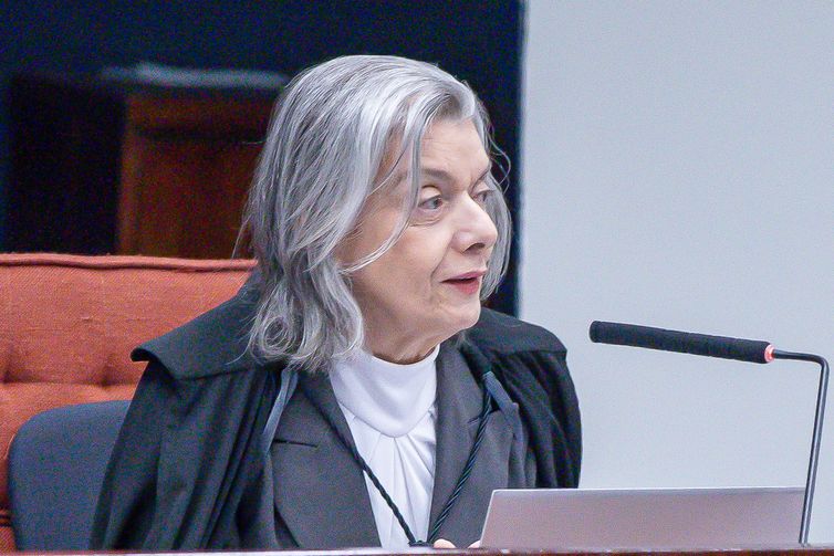 Cármen Lúcia rejeita pedido para ampliar transporte gratuito a viagens interestaduais no segundo turno