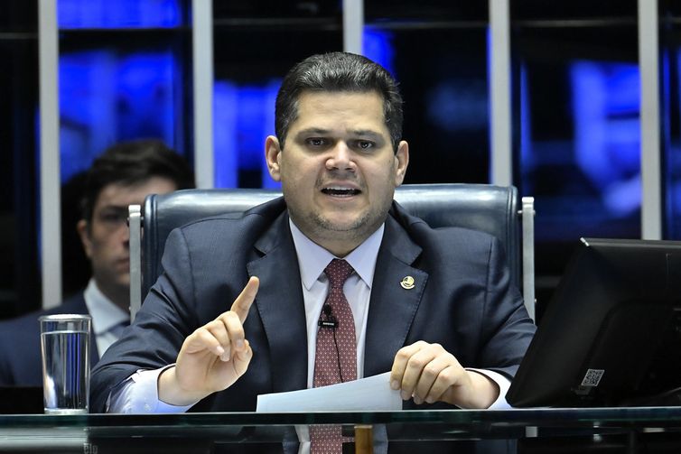 Senado Discute Fim da Escala 6x1 com Votações Previstas