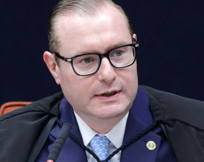 Ministro Zanin Relata Novo Pedido do PSD para Segundo Turno no Rio de Janeiro