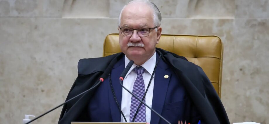 Fachin arquiva investigações contra Eduardo Bolsonaro, Silas Malafaia e Guilherme Fiúza