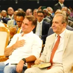 Flávio Bolsonaro Realiza Encontro com Prefeitos e Vereadores em São Paulo
