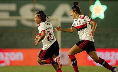 Copa do Brasil Feminino: Flamengo bate Fluminense e vai às semifinais