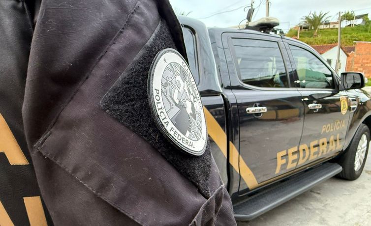 PF cumpre quatro mandados no Rio na 9ª fase da Operação Unha e Carne