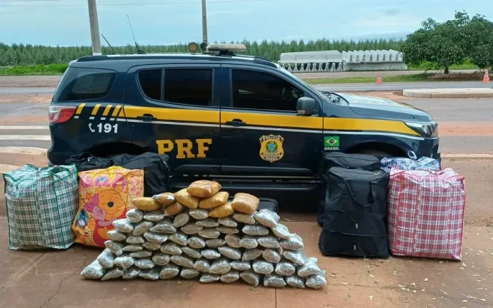 PRF Realiza Grande Apreensão de Drogas em Três Lagoas