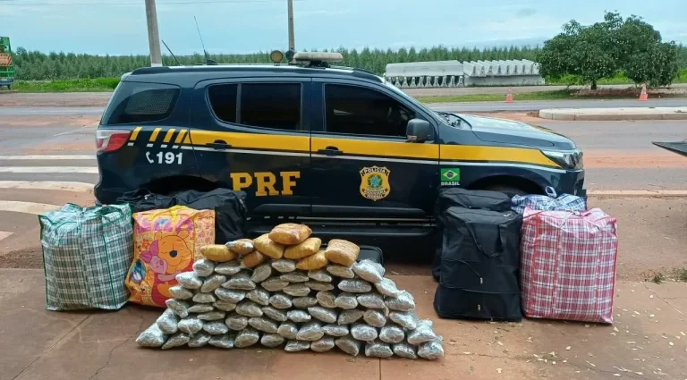 PRF Realiza Grande Apreensão de Drogas em Três Lagoas