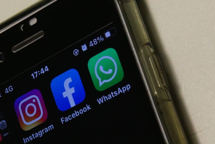 Meta informa ao TSE que canal Exército do Lula não viola políticas do WhatsApp
