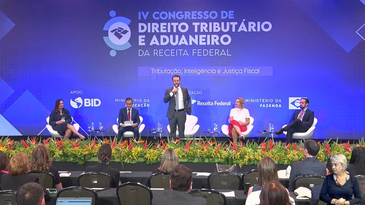 A Receita Federal como Plataforma de Inteligência do Estado Brasileiro