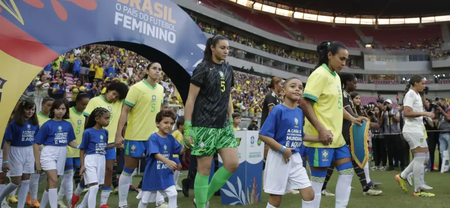 Esporte: veja as propostas de Flávio Bolsonaro e Lula para a área