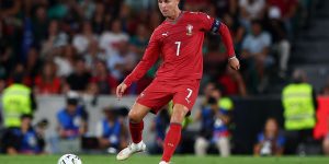 Cristiano Ronaldo é suspenso por 30 dias após deixar concentração de Portugal