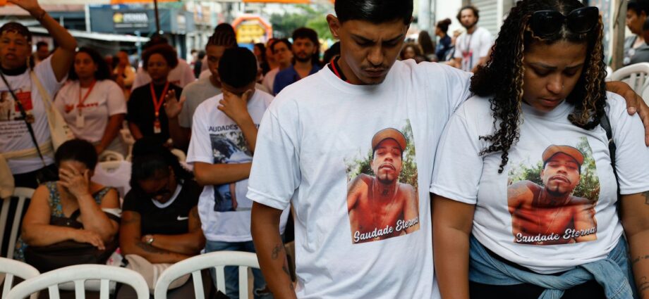Mães cobram justiça por mortes na Operação Contenção no Rio de Janeiro