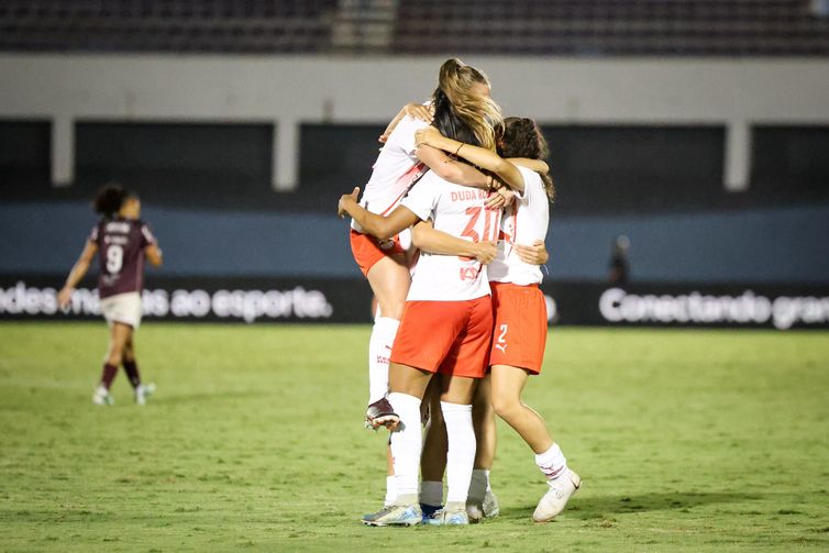 Bragantino Avança com Vitória Sobre a Ferroviária na Copa do Brasil Feminina