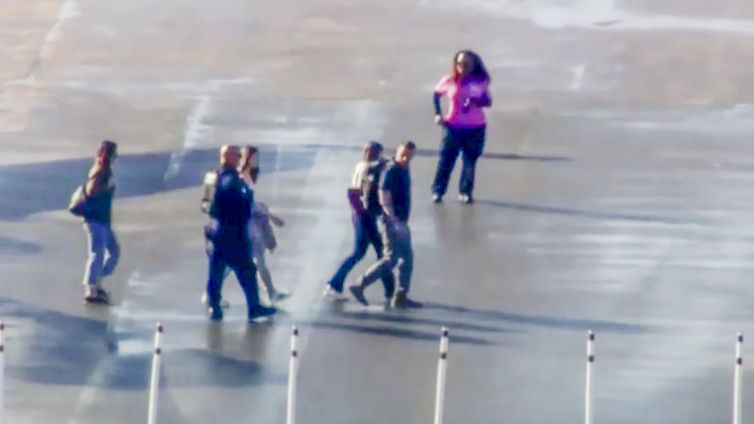 Democratas dos EUA condenam visto concedido por Trump a Flávio Bolsonaro