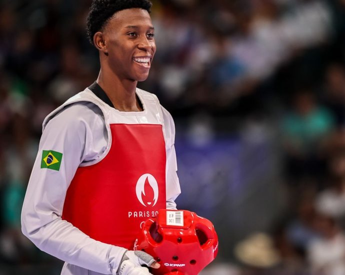 Henrique Marques Conquista Ouro no Grand Prix de Taekwondo em Paris