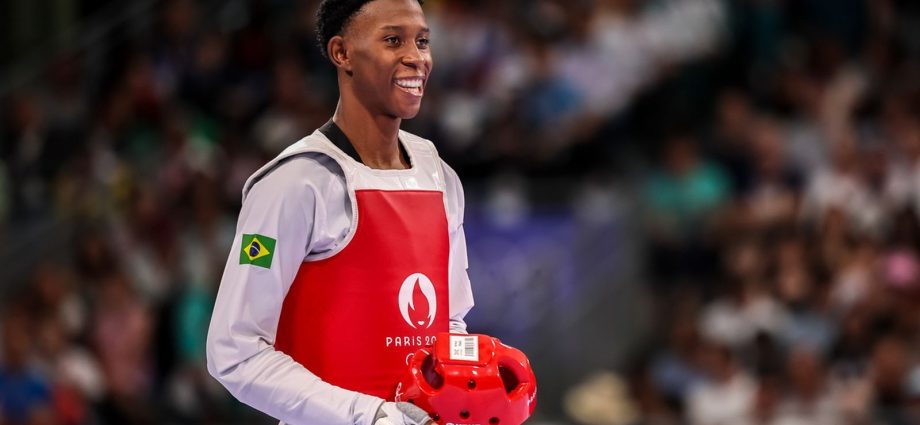 Henrique Marques Conquista Ouro no Grand Prix de Taekwondo em Paris