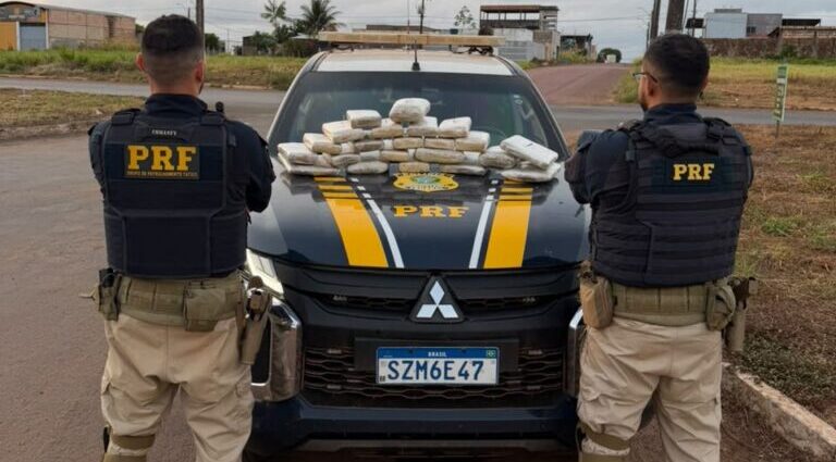 PRF apreende 24,4 kg de skunk em ônibus na BR-230, em Altamira (PA)