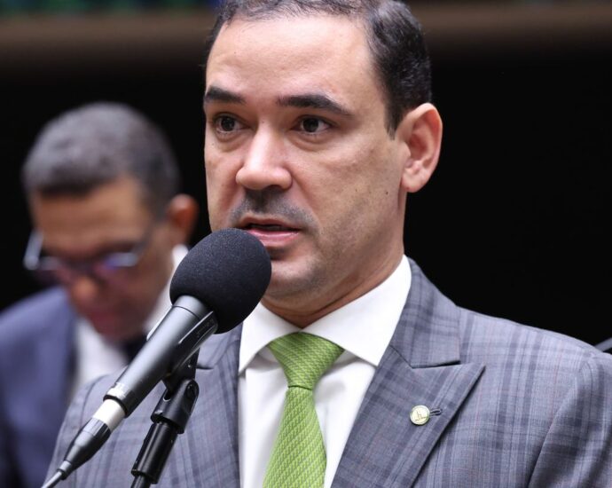 Vicentinho Júnior é eleito governador do Tocantins no segundo turno