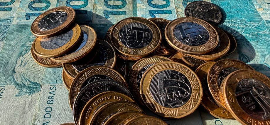 Governo Federal Efetua Pagamento de R$ 244 Milhões a Estados e Municípios