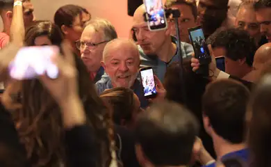 São Paulo (SP), 25/10/2026 - Presidente Luiz Inácio Lula da Silva discursa após vitória nas eleições 2026, no hotel Intercontinental. Foto: Paulo Pinto/Agencia Brasil
