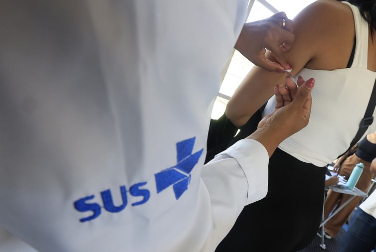 Negacionismo impulsiona surto de sarampo nos EUA e aumenta risco para o Brasil