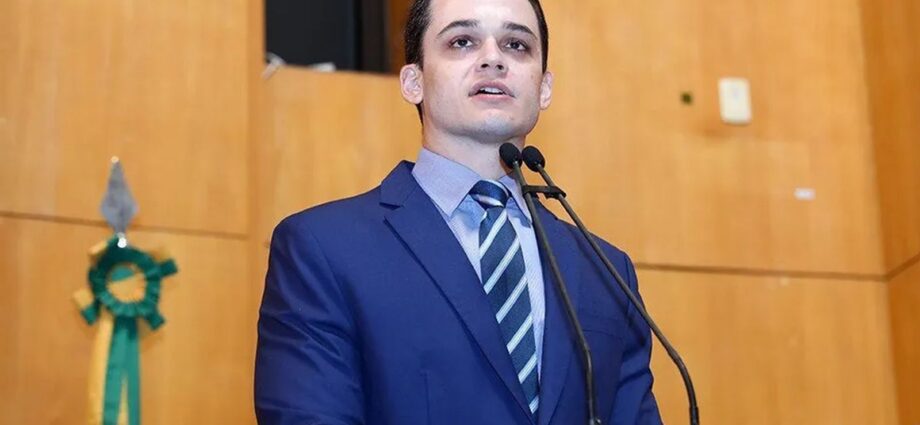 Lorenzo Pazolini vence o segundo turno e é eleito governador do Espírito Santo