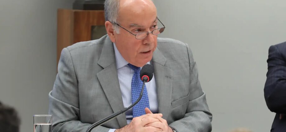 Mauro Vieira encontra Marco Rubio nos EUA após reeleição de Lula e saída de Flávio Bolsonaro