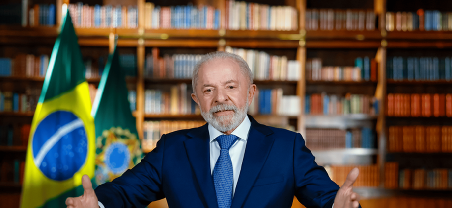 Lula Propõe Redução da Maioridade Penal e Fala sobre Economia em Sabatina