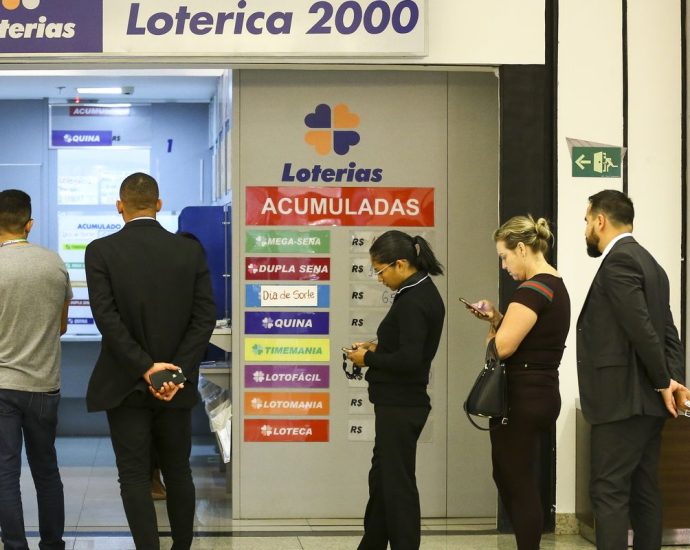 Mega-Sena sorteia prêmio acumulado de R$ 112 milhões neste domingo