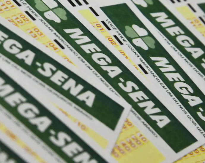 Mega-Sena sorteia prêmio acumulado de R$ 185 milhões nesta terça-feira