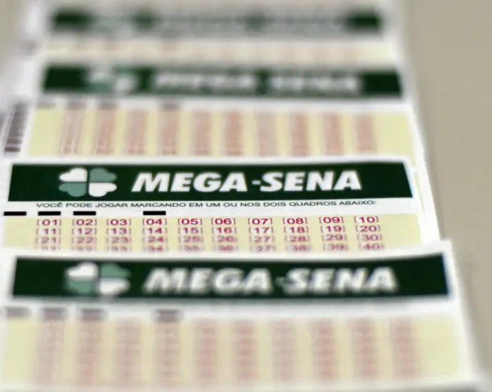 Mega-Sena sorteia prêmio acumulado de R$ 170 milhões neste domingo