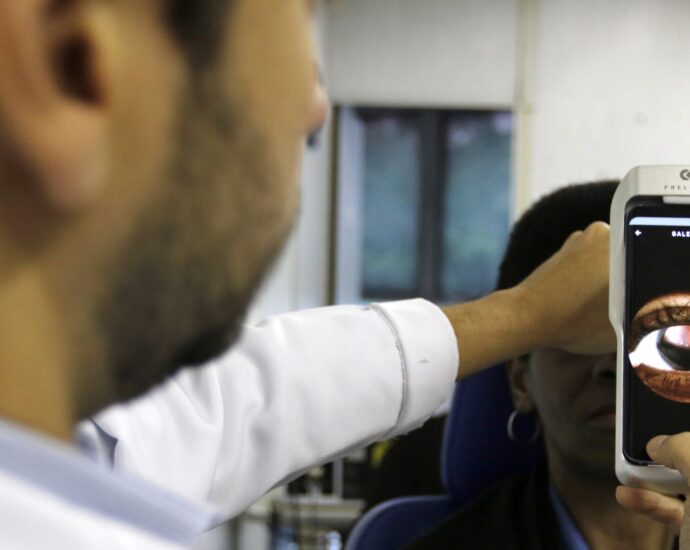 Retinopatia diabética pode afetar um em cada três brasileiros com diabetes