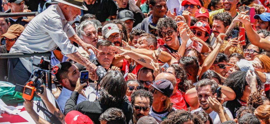 PT Aciona Justiça Contra Suspensão de Canal em Meio à Campanha Eleitoral