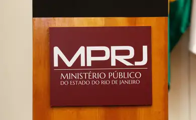 Ministério Público do Estado do Rio de Janeiro (MPRJ) fala sobre denúncia de policiais civis por homicídio doloso e fraude processual em operação no Jacarezinho