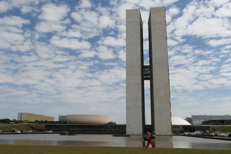 Mudanças na Agenda Política com Congresso Mais Conservador