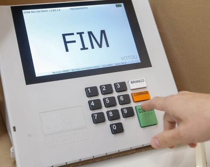 TSE registra substituição de 467 urnas nas duas primeiras horas do segundo turno