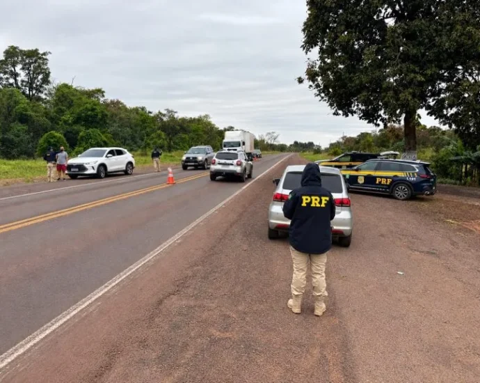 PRF Intensifica Fiscalizações Durante o Feriado de Nossa Senhora Aparecida em MS