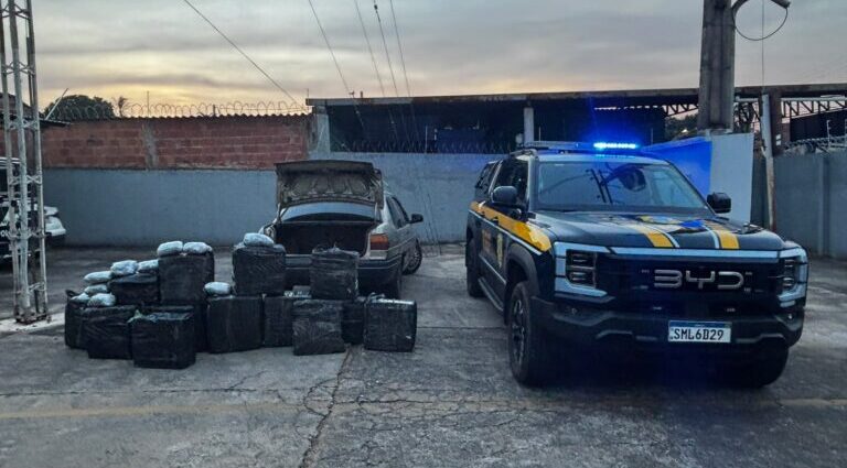 PRF apreende 426 quilos de maconha e haxixe durante fiscalização em Paranaíba (MS)