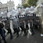 Impactos do Ajuste Fiscal de Milei na Aposentadoria na Argentina