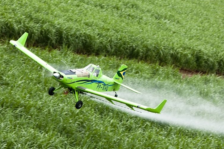 Brasil se Destaca como o Segundo Maior Importador de Pesticidas Proibidos na União Europeia