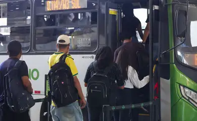 Brasília (DF) 05/08/2026 - Filas de passageiros e ônibus na Rodoviária do Plano Piloto de Brasília. Foto: Fabio Rodrigues-Pozzebom/ Agência Brasil