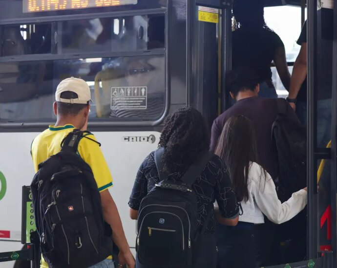 Prefeituras e estados devem oferecer transporte público gratuito no segundo turno
